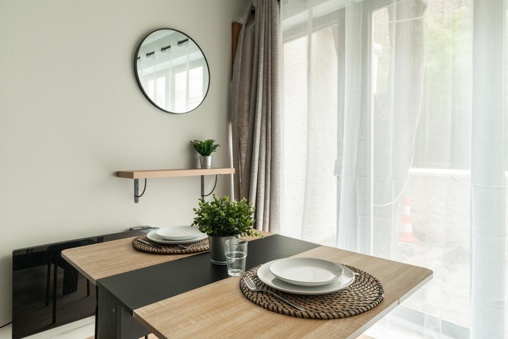 Stunning New In Apartment